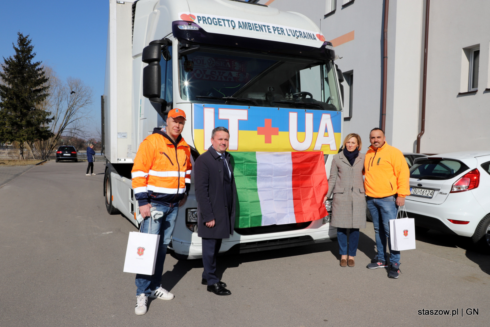 Tony pomocy z Włoch dla uchodźców z Ukrainy